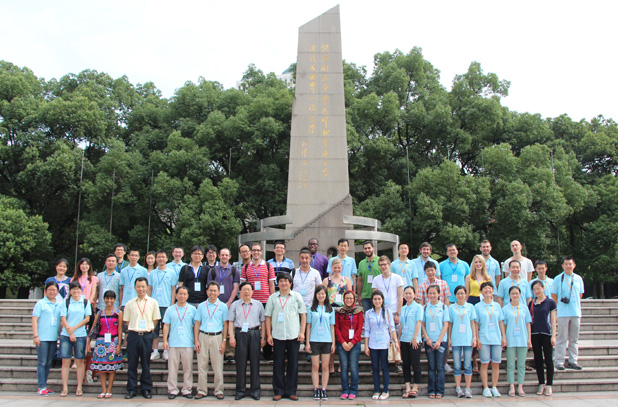 Group photo taken at Shanghai Jiao Tong University.