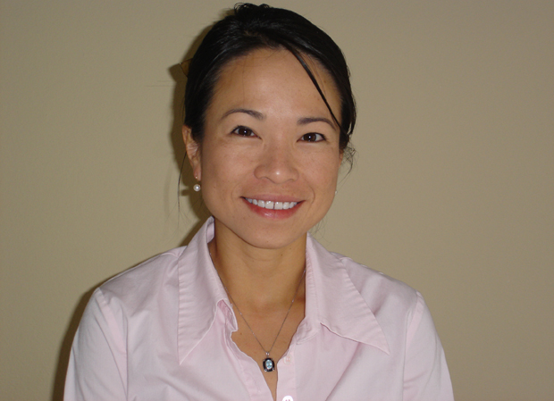 Figure 5: Following the initial tumor removal, surgeons today evaluate surgical margins by sending samples to the pathologist, who checks for lingering cancer tissue under the microscope. This may be done while the patient is still under anesthesia or after the surgery is complete, says Quyen Nguyen, M.D., Ph.D. She has high hopes for tumor dyes that allow surgeons to see the entire tumor, including any of the elusive projections that may otherwise escape resection.