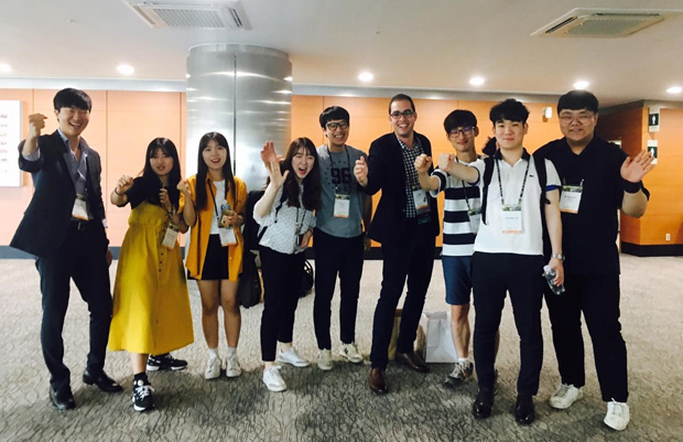 Students from Gachon University, Korea cheering with the EMBS student representative after the Lunch with leaders session. From left to right: Jaeseung Kim, Soyeon Park, Youngeun Hwang, Bokyoung Kim, Hyeon Cho, Ahmed Metwally, Taejin Kim, Jaehong Lee, and Bonghyuk Jeong.